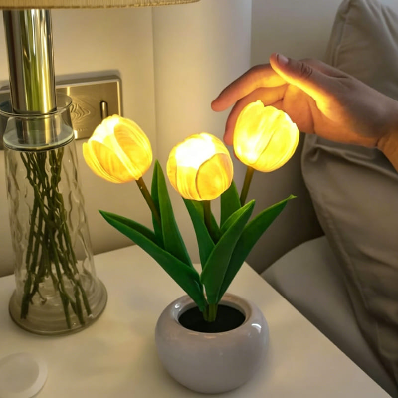 LED Tulip Flower Table Lamp – Romantic Artificial Flower Night Light Decor