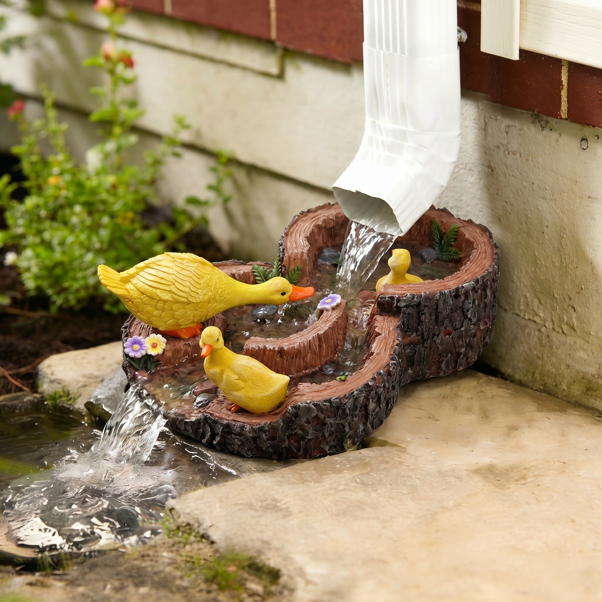 Hand-Painted Duck Downspout Statue – Decorative Rain Gutter Garden Diverter
