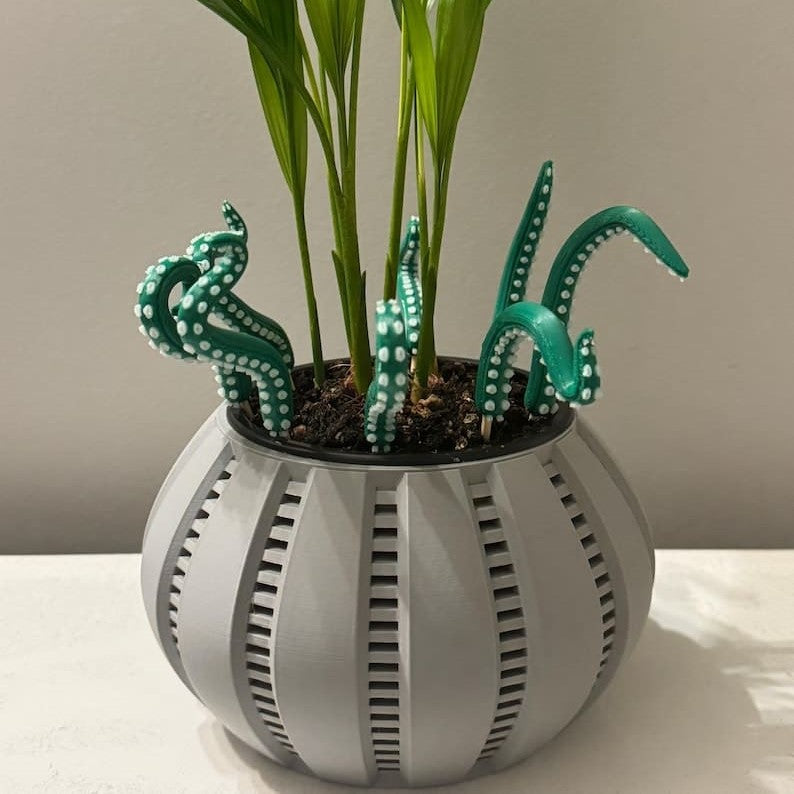 Glow Octopus Tentacle Plant Stakes – Whimsical Garden & Indoor Plant Decor