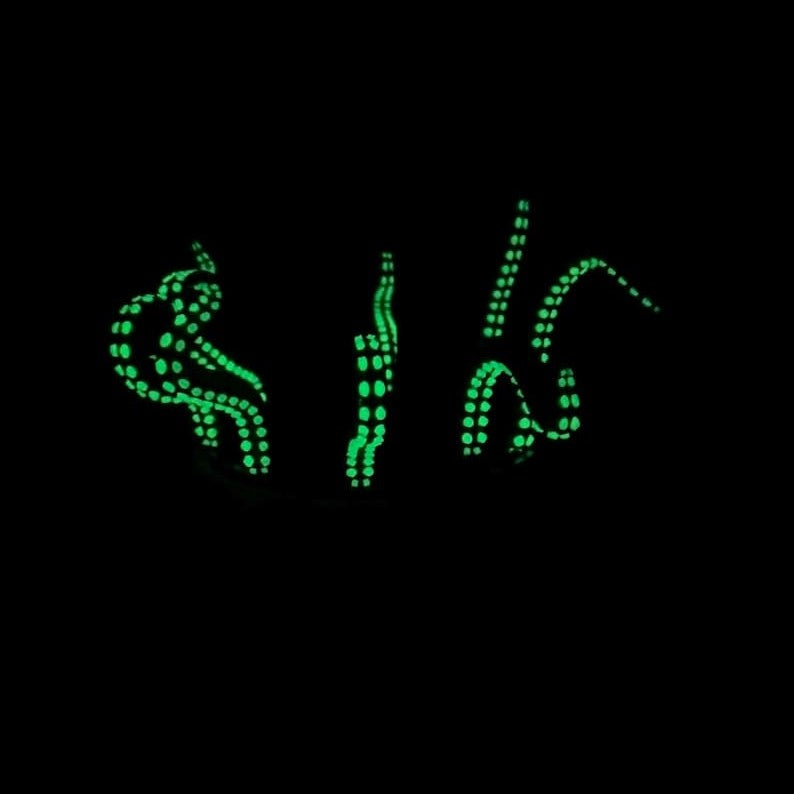 Glow Octopus Tentacle Plant Stakes – Whimsical Garden & Indoor Plant Decor