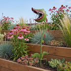 Painted Metal Carnivorous Plant Garden Stake – Whimsical Outdoor Yard Decor