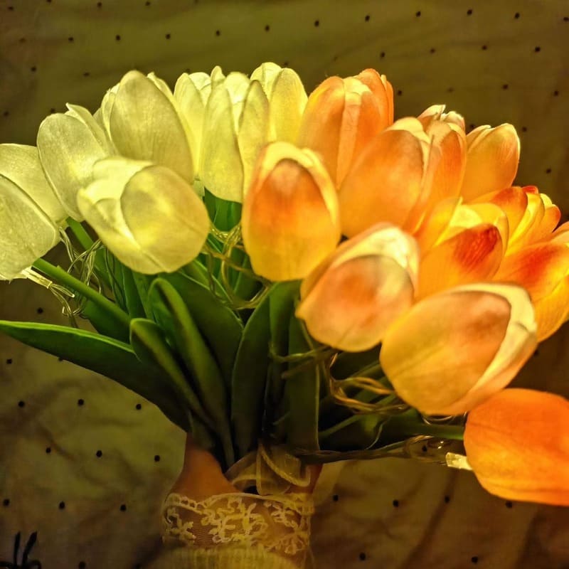 Romantische Tulpen-LED-Blumenlampe