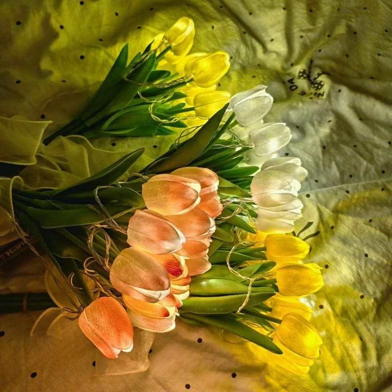 Romantische Tulpen-LED-Blumenlampe